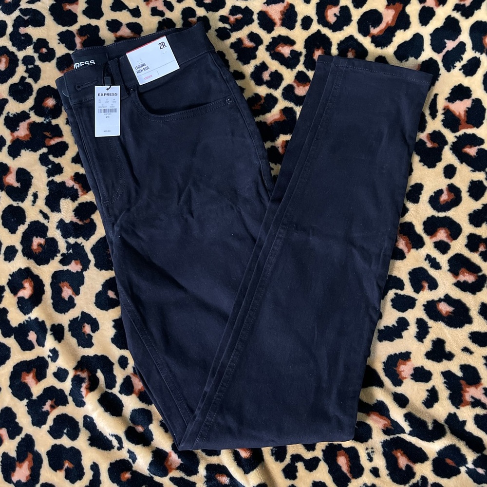 Express, 2R, Black
